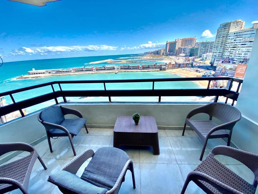 Alexandria Luxury Apartments Gleem 2 Direct Sea View Экстерьер фото
